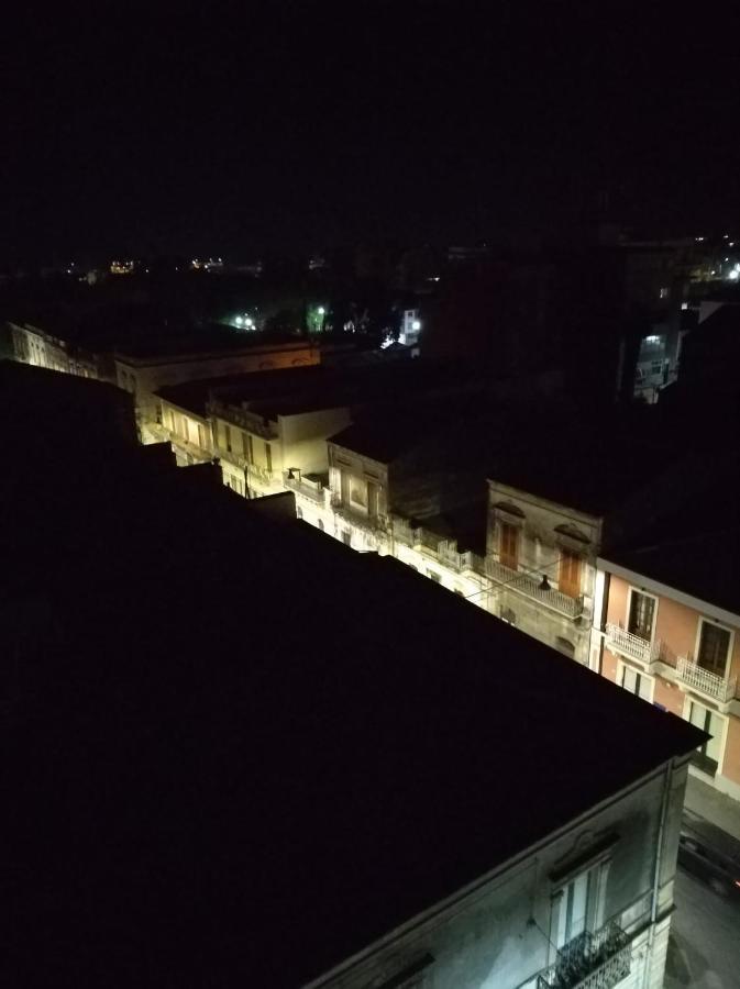 Casa Donna Rosaria Tra Etna E Taormina Apartment Riposto Luaran gambar