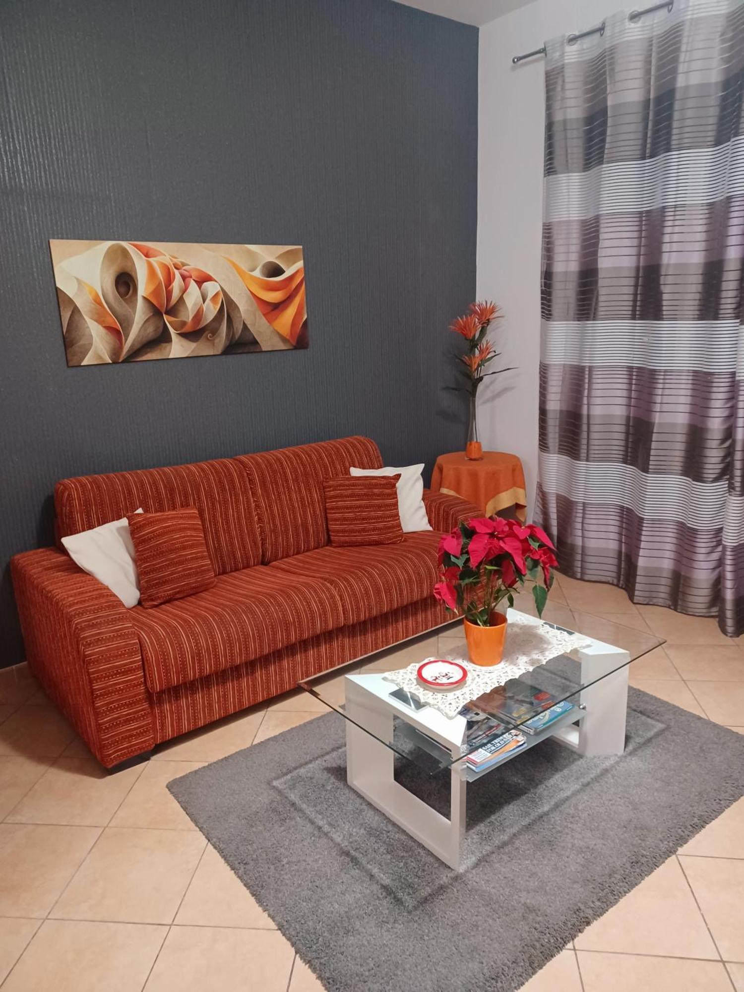 Casa Donna Rosaria Tra Etna E Taormina Apartment Riposto Luaran gambar