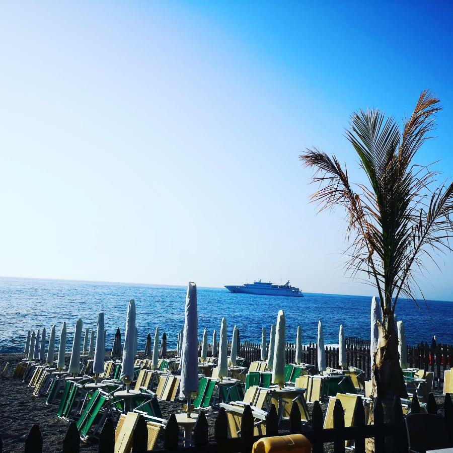 Casa Donna Rosaria Tra Etna E Taormina Apartment Riposto Luaran gambar