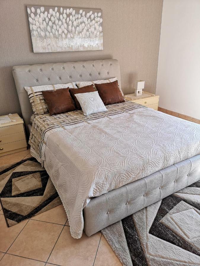 Casa Donna Rosaria Tra Etna E Taormina Apartment Riposto Luaran gambar